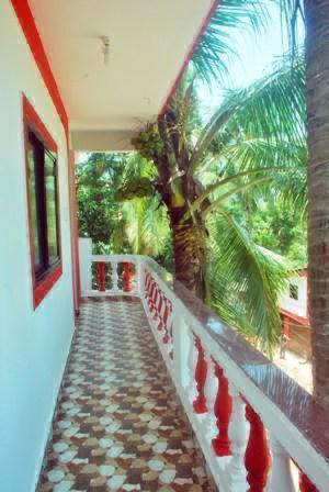 Calangute Beach Side Hotel Exterior foto